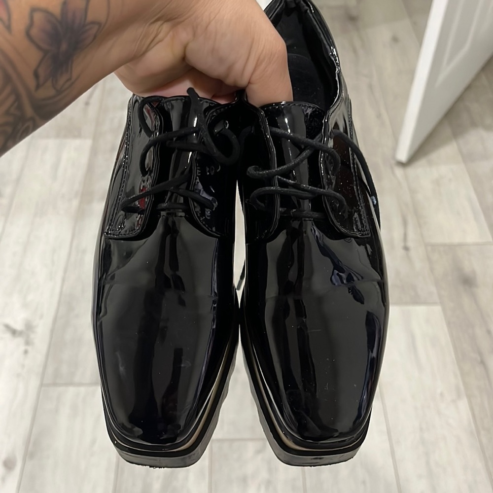 Black and cork two tone platform dress shoes